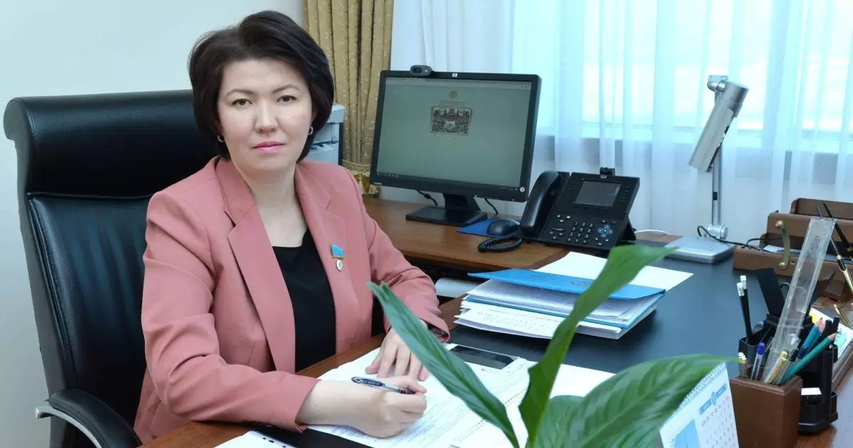  `Реформа тоқтатылды`: Сүйінші! Еліміздің бас педагогы мұғалімдер үшін қуанышты хабарды жеткізді (ВИДЕО) 