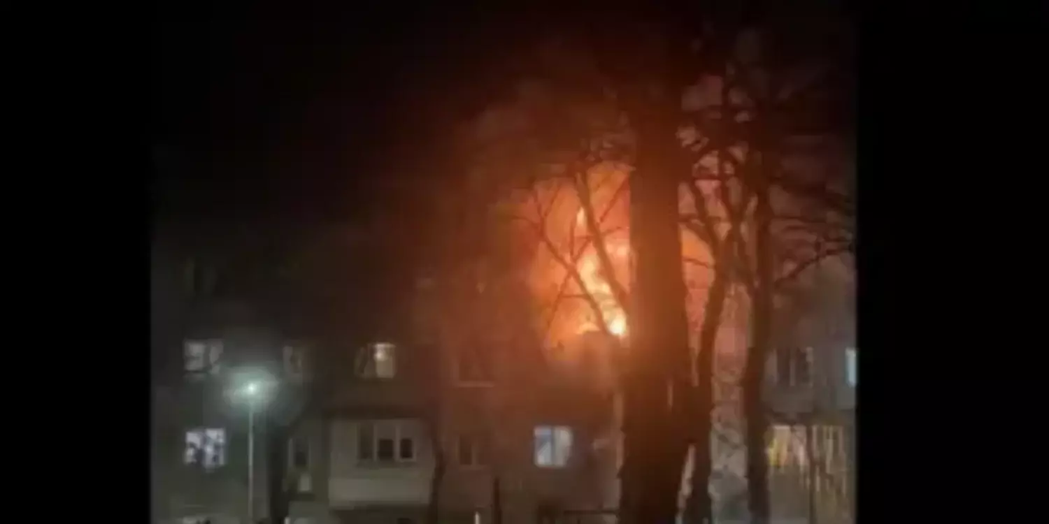 Алматыда көпқабатты үй өртенді