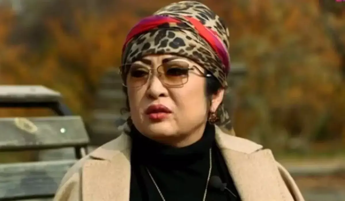 «Соңғы ескерту»: әлдекімдер Мақпал Жүнісованың әпкесіне хат жазып, әншіні қорқытқан