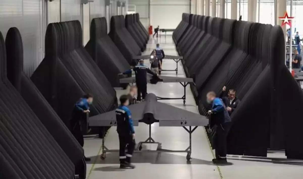 Ресей қазақстандық қыздарды дрон құрастыруға шақыра бастаған