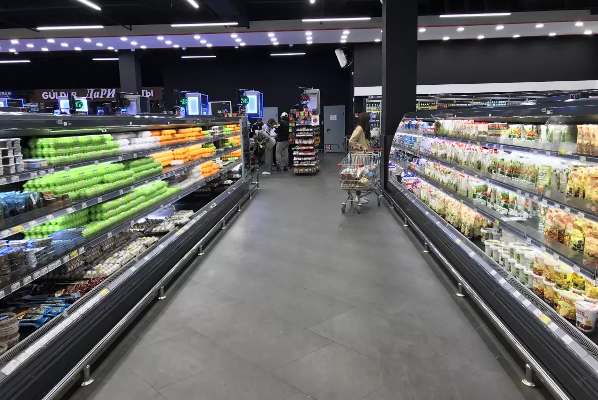 Тайники в супермаркете: житель Павлодара прятал наркотики в ячейках для хранения