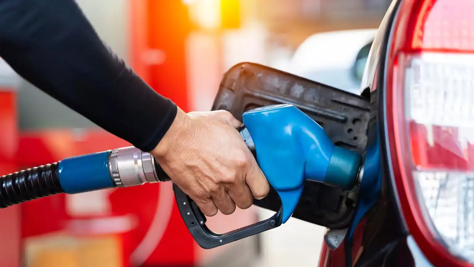 Энергетика министрлігі бензин бағасын қымбаттатпауға уәде берді