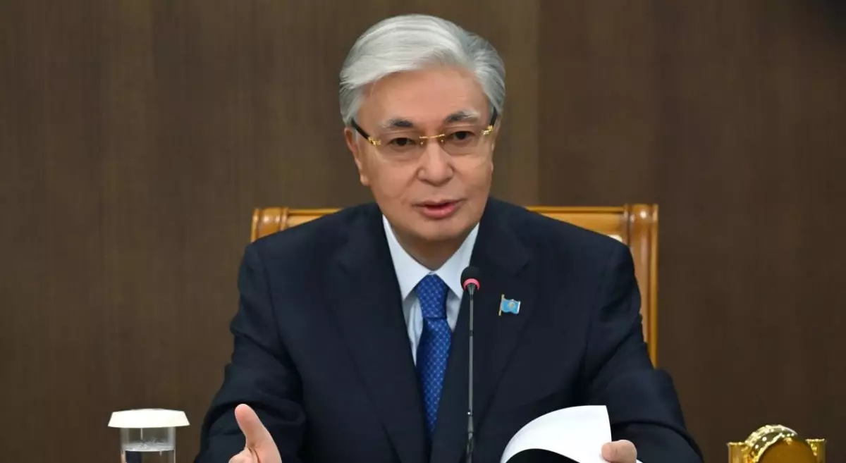 «Босаңсуға болмайды»: Қасым-Жомарт Тоқаев Қаржылық мониторинг агенттігінде жиын өткізді