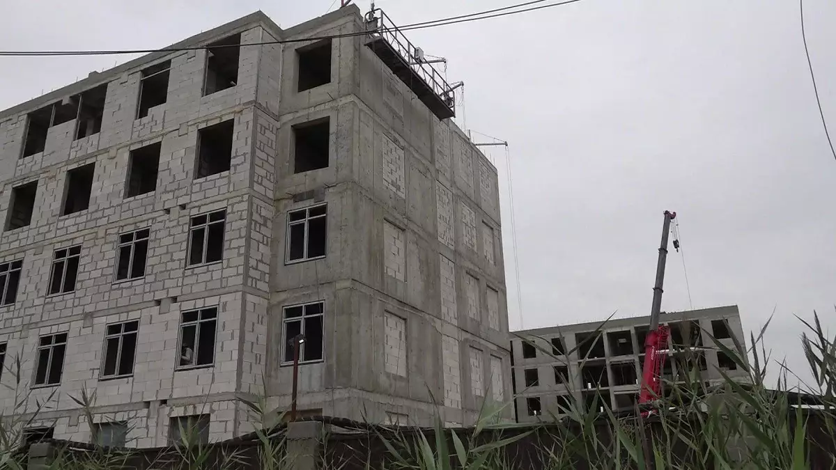 Ақмола облысында 45 пәтерлі тұрғын үй құрлысында өрескел заң бұзылған