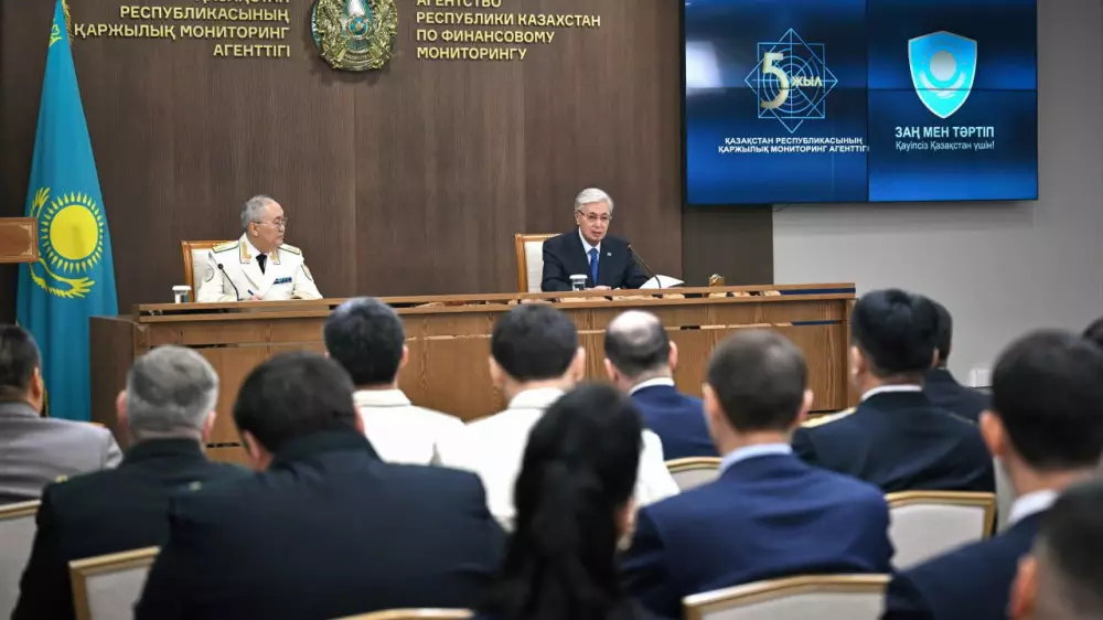 Борьба с теневой экономикой должна быть бескомпромиссной - Токаев