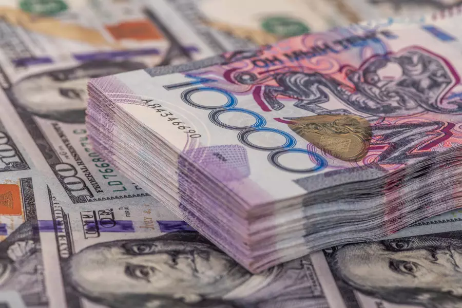 Тоқаев заңды тұлғалардың күмәнді табысты заңдастыруына қатысты жазаны күшейтуді тапсырды