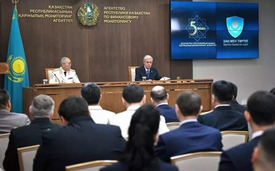 “Жұрт тапқан-таянғанынан айырылып қалып жатыр“: Тоқаев Үкімет пен ҚМА-ға тапсырма берді