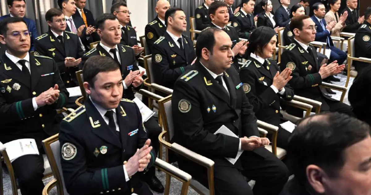   Сауатсыз, әсіресе ашкөз, көрсеқызар, жемқорлыққа бейім адам ешқашан патриот бола алмайды – Қасым-Жомарт Тоқаев   