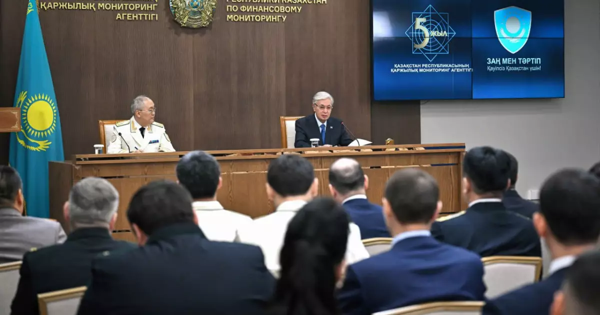  Сауатсыз, әсіресе ашкөз, көрсеқызар, жемқорлыққа бейім адам ешқашан патриот бола алмайды – Тоқаев 