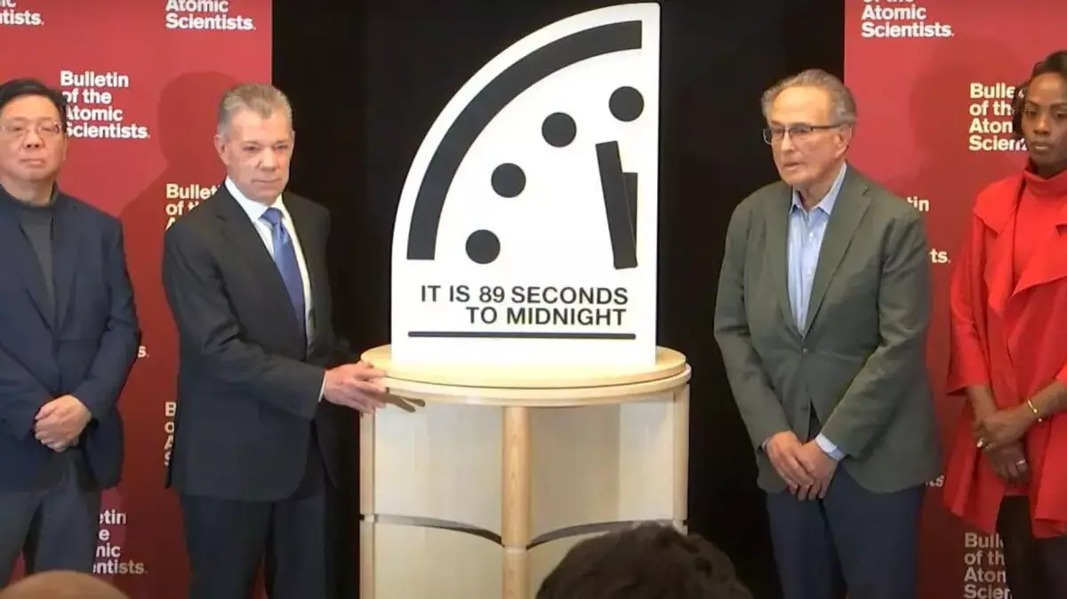 Часы Судного дня как никогда приблизились к ядерной полуночи - новости на Lada.kz 28.01.2026