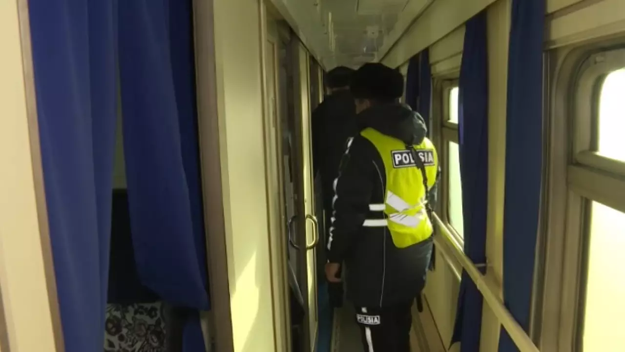 Закон и порядок: акция «Приемная на колесах» прошла в Астане