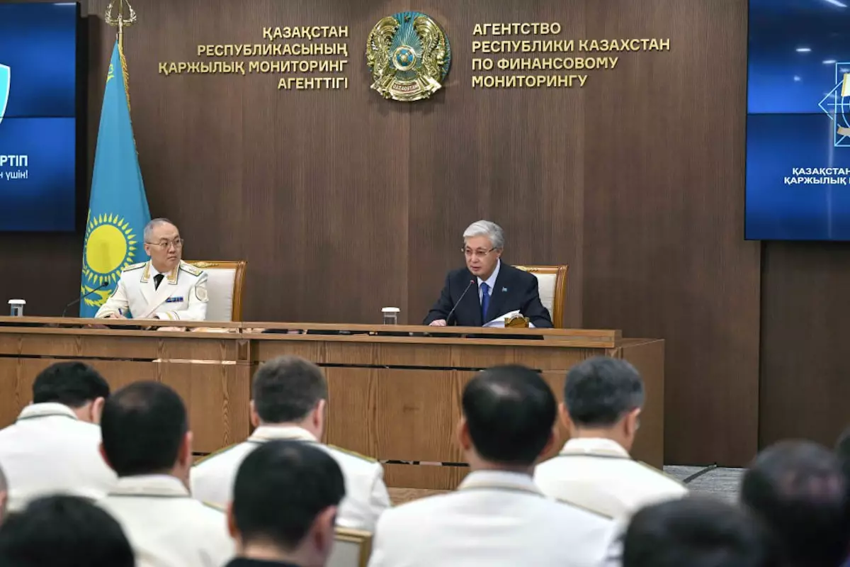 «Выводить нельзя оставить»: Токаев о борьбе с нелегальным оттоком капитала