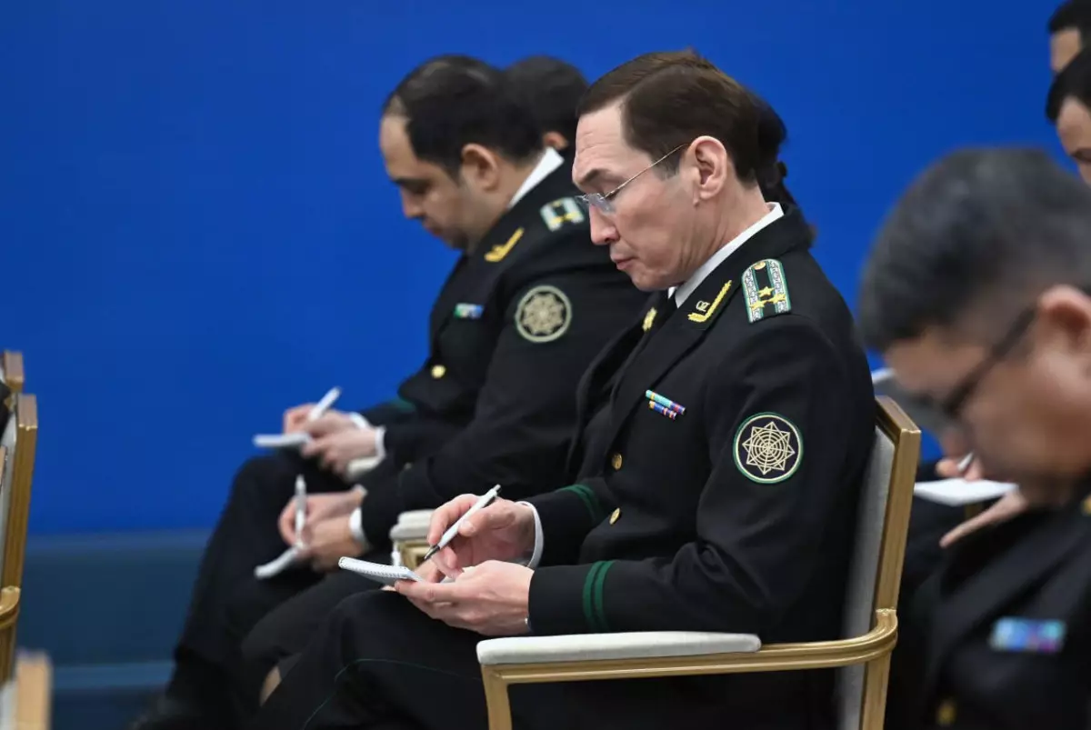 Токаев потребовал от АФМ "не давать повода врагам" и действовать по закону