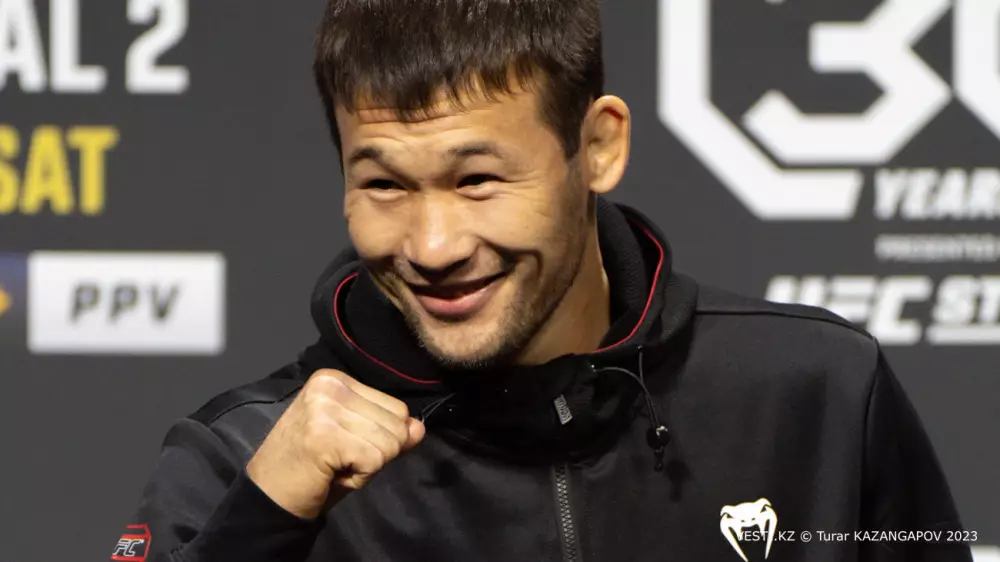 UFC принял решение по Рахмонову: казахстанец избежал судьбы Макгрегора
