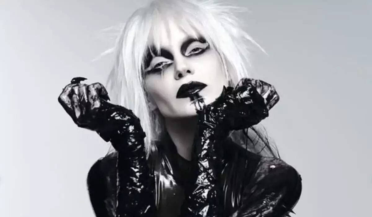 Глюкоза отменила концерты в Алматы и Астане