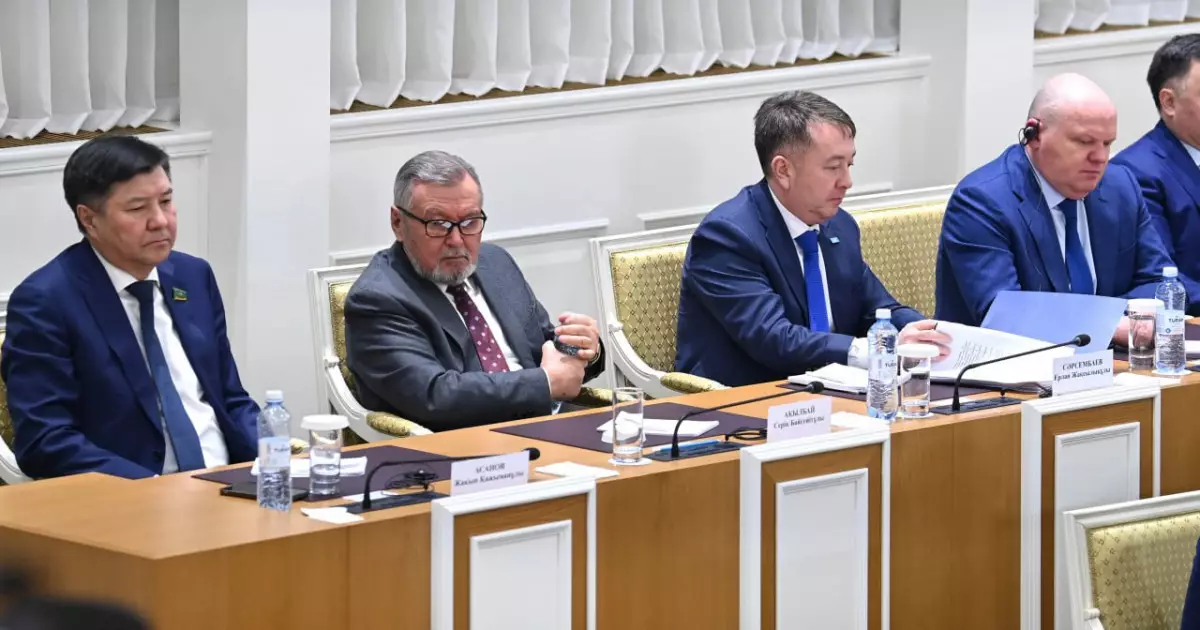   77 бапқа түзету енгізілді, бұл Ата заң мәтінінің 84 пайызы – Конституциялық комиссия   