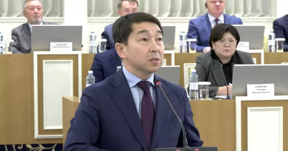  Конституцялық комиссия әлеуметтік желіде тарап жатқан қауесетті жоққа шығарды 