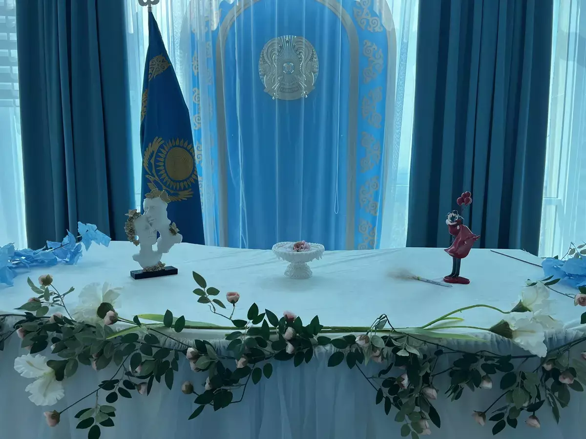 Дворец бракосочетания в Актау: новая жизнь без марша Мендельсона - новости на Lada.kz 28.01.2026