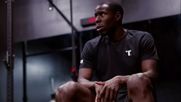 "Он едва может ходить". Зачем "Кайсар" берёт переломанную звезду из АПЛ?