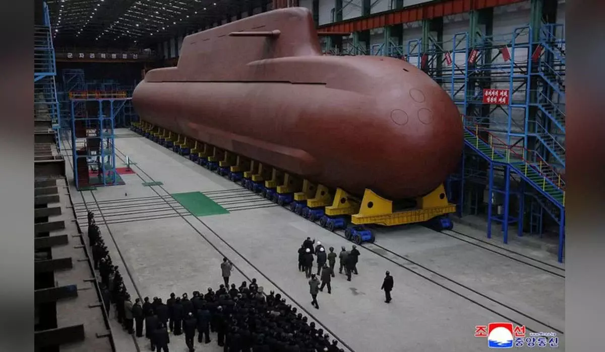 Ким Чен Ын запустил баллистические ракеты в сторону Японского моря