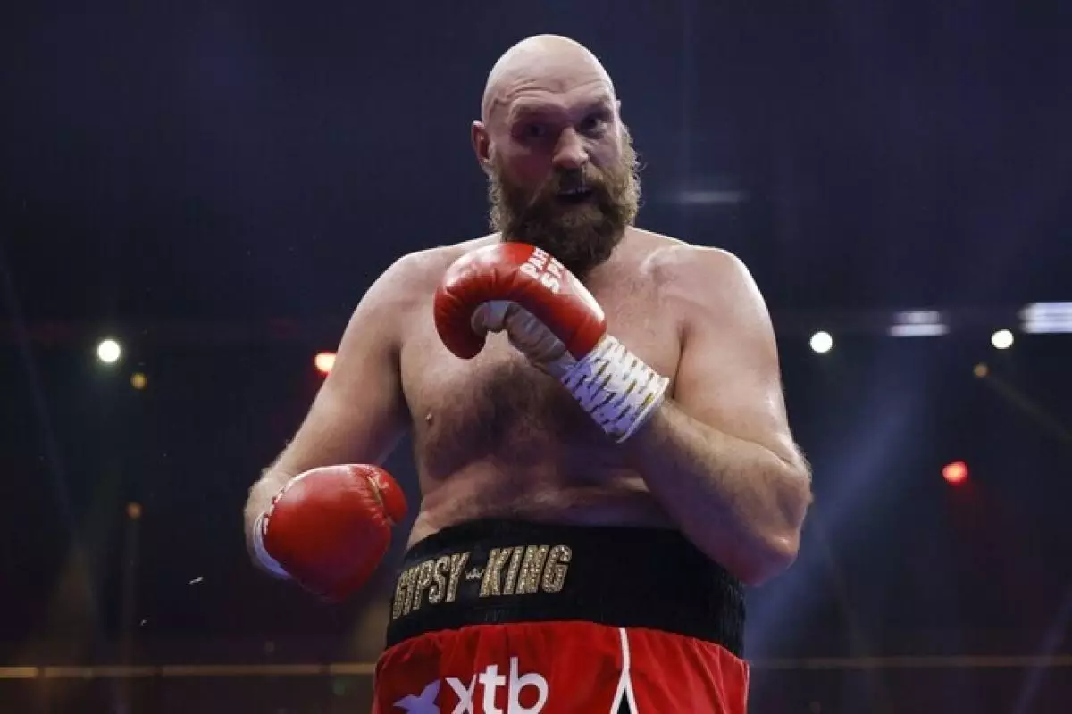 Тайсон Фьюри сәуірде шаршы алаңға оралады