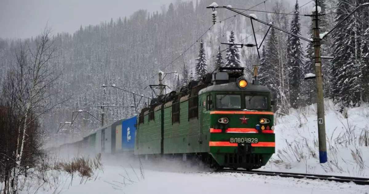  Петропавлда пойыз астына құлаған ер адам мерт болды 