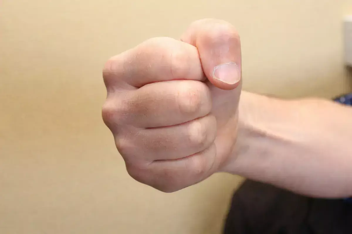 Подростки избили девочку в ТРЦ в Актау - новости на Lada.kz 28.01.2026