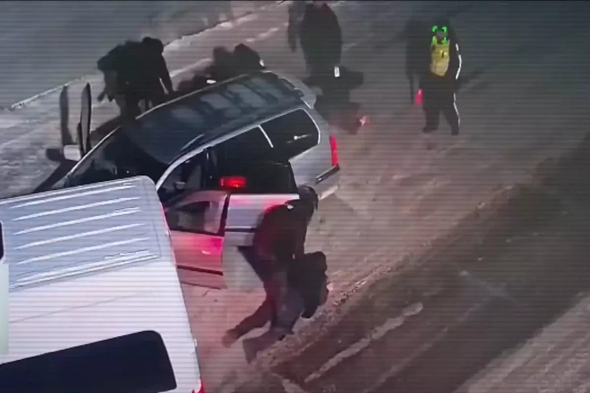 Снегоходы и поддельные документы: каналы незаконной миграции накрыли в Казахстане