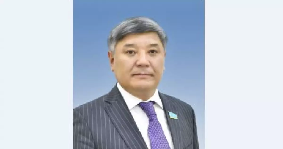  Жанарбек Әшімжан, Мәжіліс депутаты: Қоғам құндылықтарына нақты бағдар   