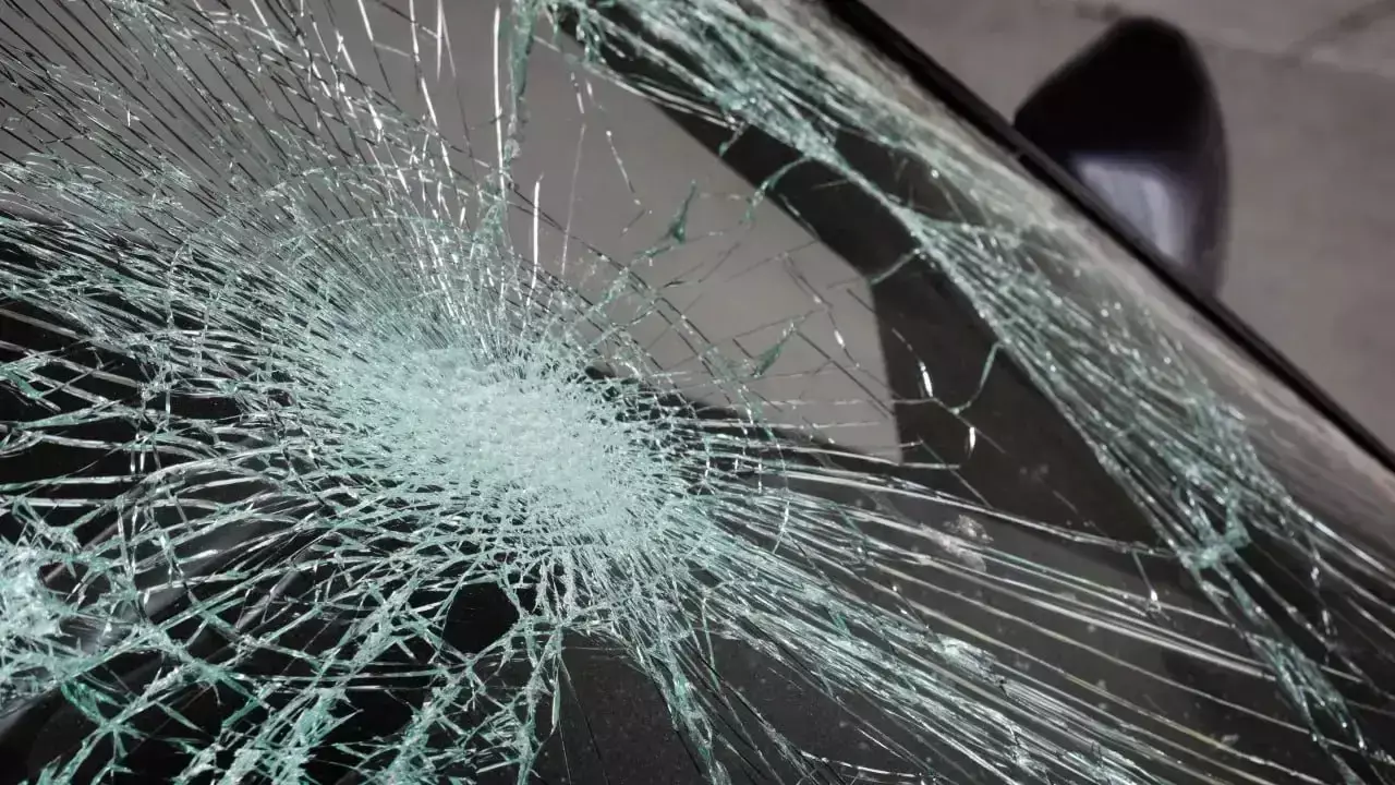 Астанадағы көпірде жантүршігерлі жол апаты болды: Екі адам қаза тапты