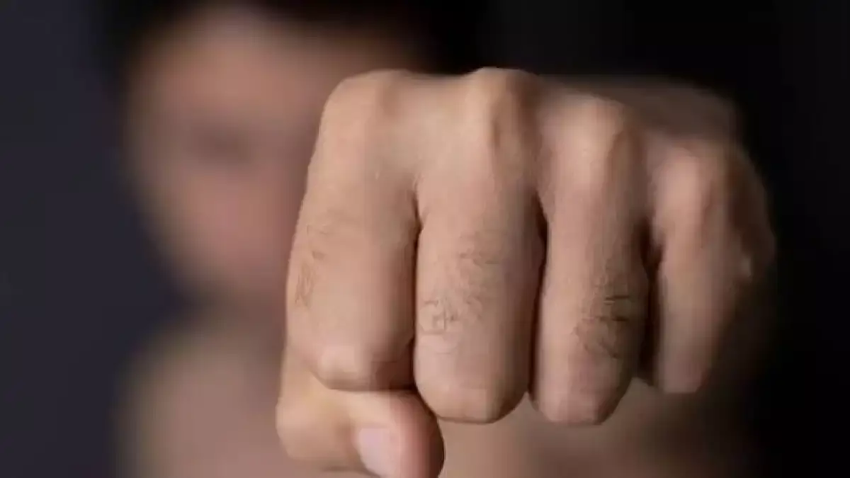 Ақтаудағы сауда орталығында жасөспірімдер қыз баланы ұрып-соққан