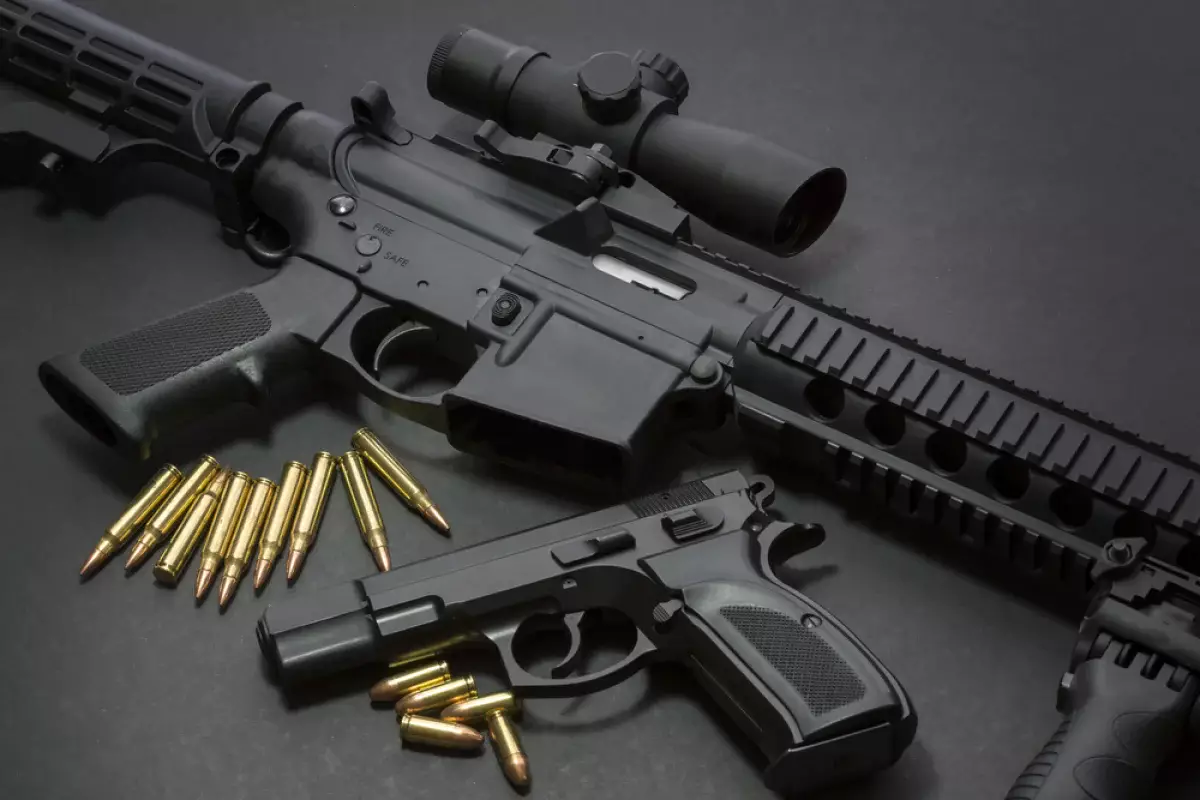 Новый закон: больше ответственности для охранных организаций и владельцев оружия