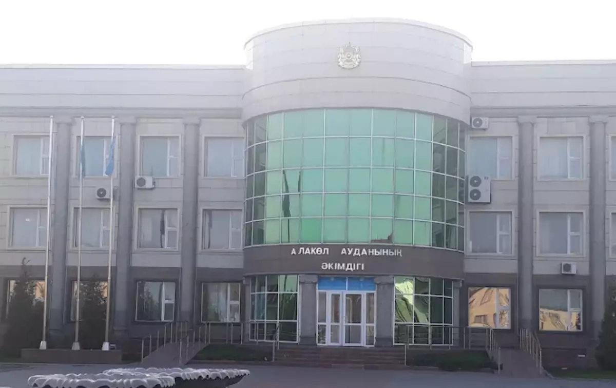 "Бюджеттегі 189 миллион теңгені негізсіз пайдаланған": Жетісу облысында аудан әкімінің орынбасары сотталды