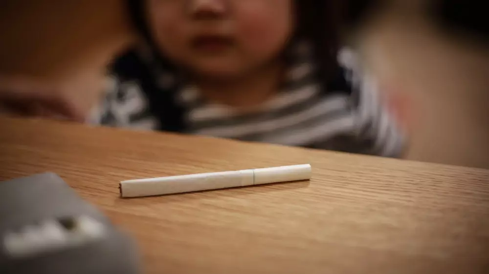 МВД разъяснило информацию о штрафах за курение при детях