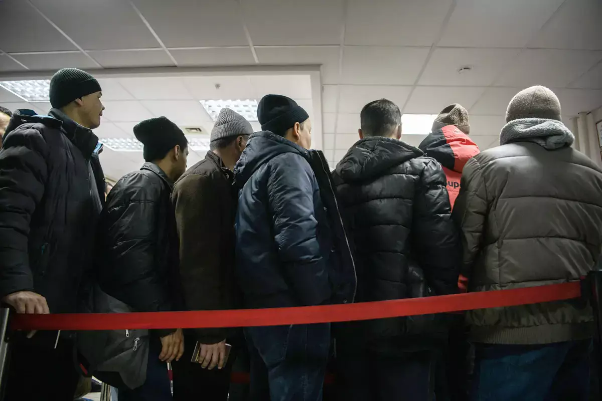 Семьи мигрантов могут столкнуться с ограничениями при въезде в Россию - новости на Lada.kz 29.01.2026