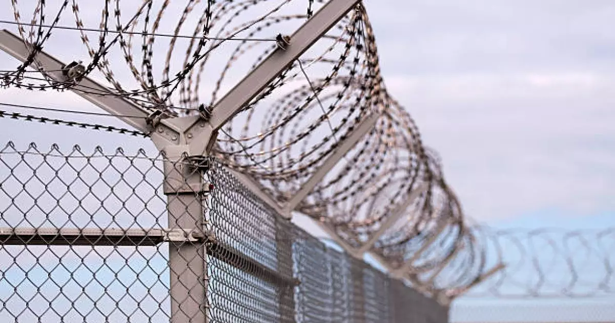  Семейде колония аумағына есірткі лақтырмақ болған азамат сотталып кетті 