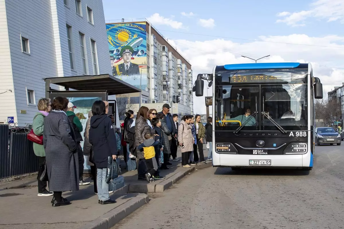 Ряд автобусных остановок переименовали в Астане