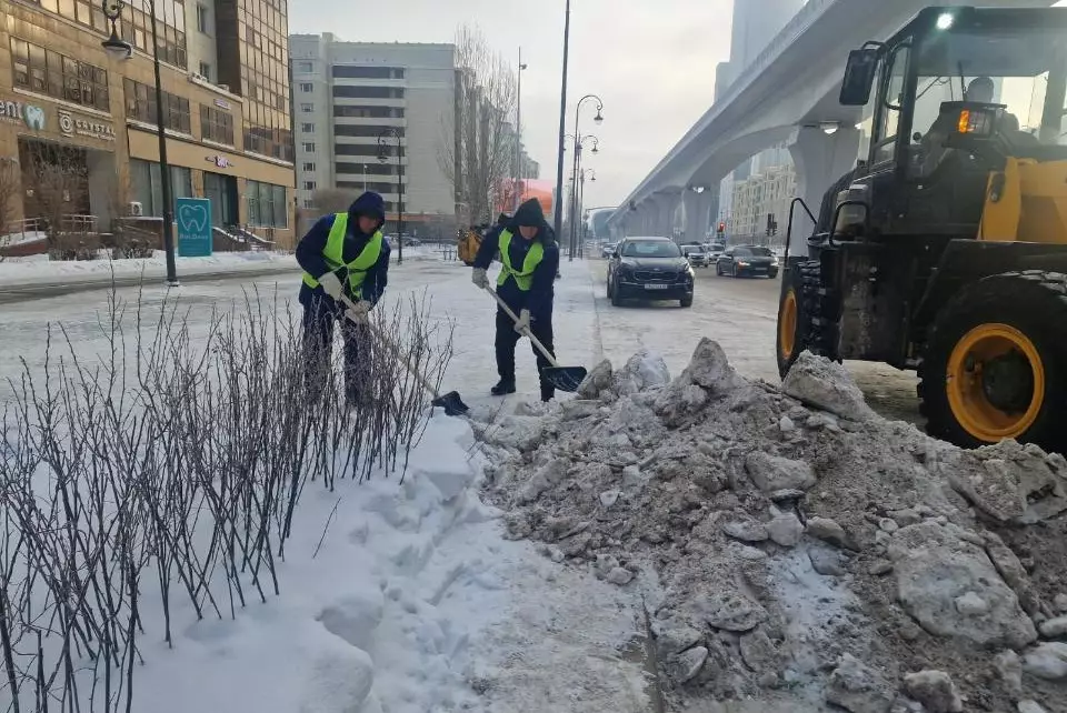 Из Астаны вывезли 3,3 млн кубометров снега