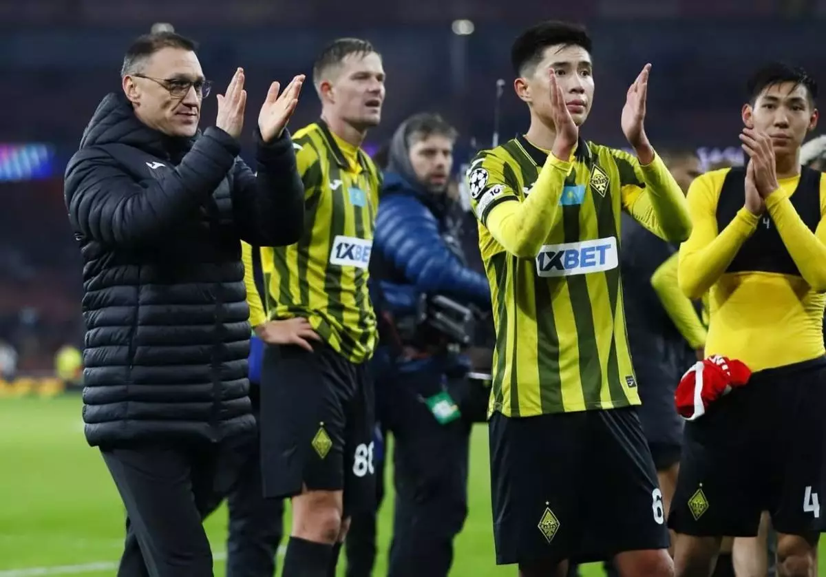 «Ертегіміз аяқталды». «Қайрат» бапкері Чемпиондар лигасындағы ойынға баға берді