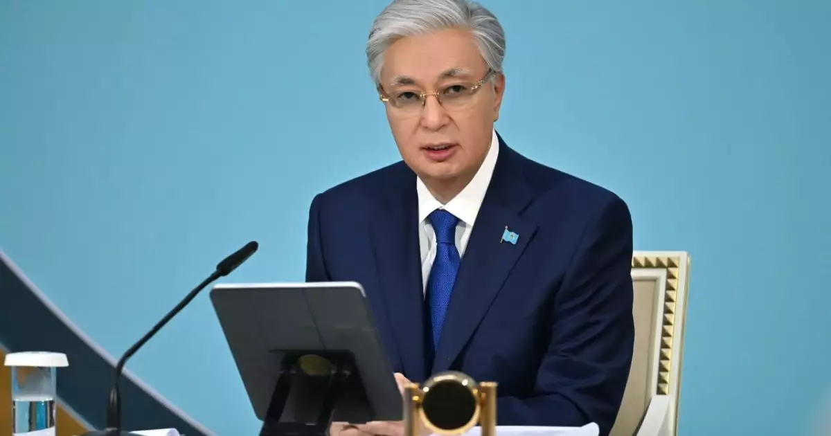  Тоқаев: қазақстандық банк арқылы көршілес мемлекеттен 14 миллиард доллар өткізілген 