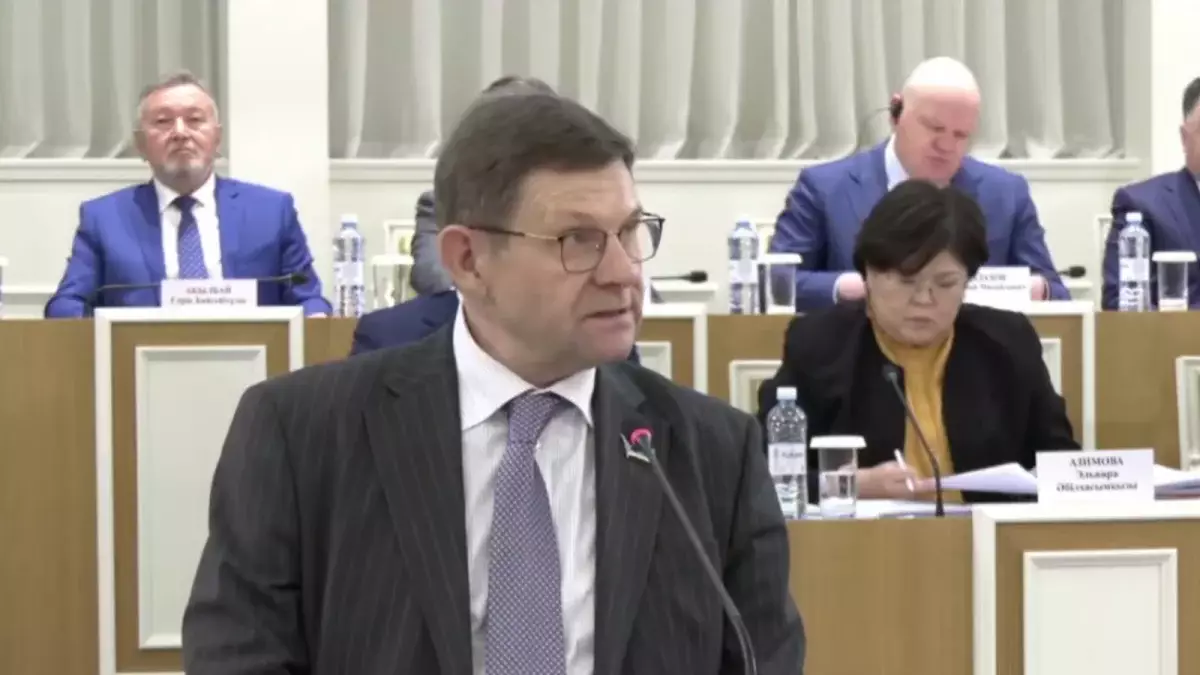 Депутат Пономарев высказался о роли Курултая и Народного совета