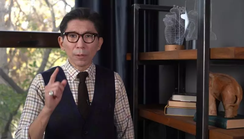 О реальной угрозе из России заявил политолог Досым Сатпаев