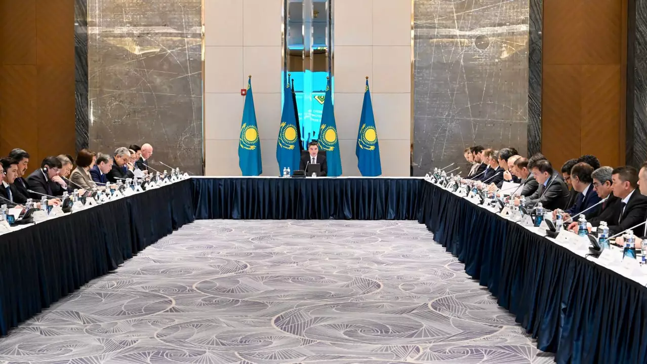 Бектенов Шетелдік инвесторлар кеңесінің аралық отырысын өткізді