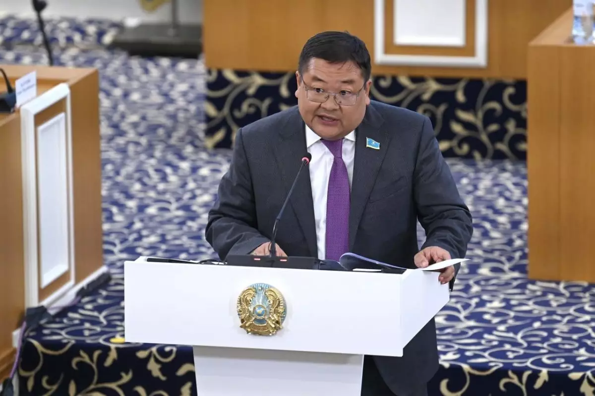 Айдос Сарым рассказал о плюсах системы пропорционального представительства