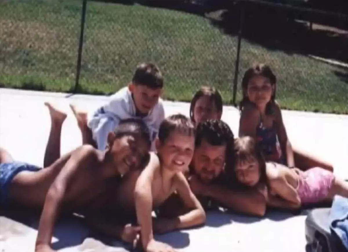 Қазақстандықтар америкалық азаматқа қарындасын бір күн ішінде әлеуметтік желі арқылы тауып берді