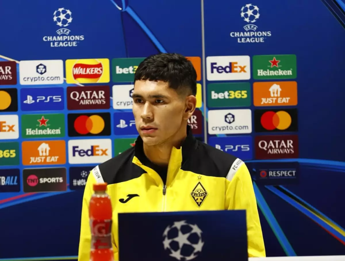 Темірлан Анарбеков әлемдегі үздік үш қақпашының қатарына кірді