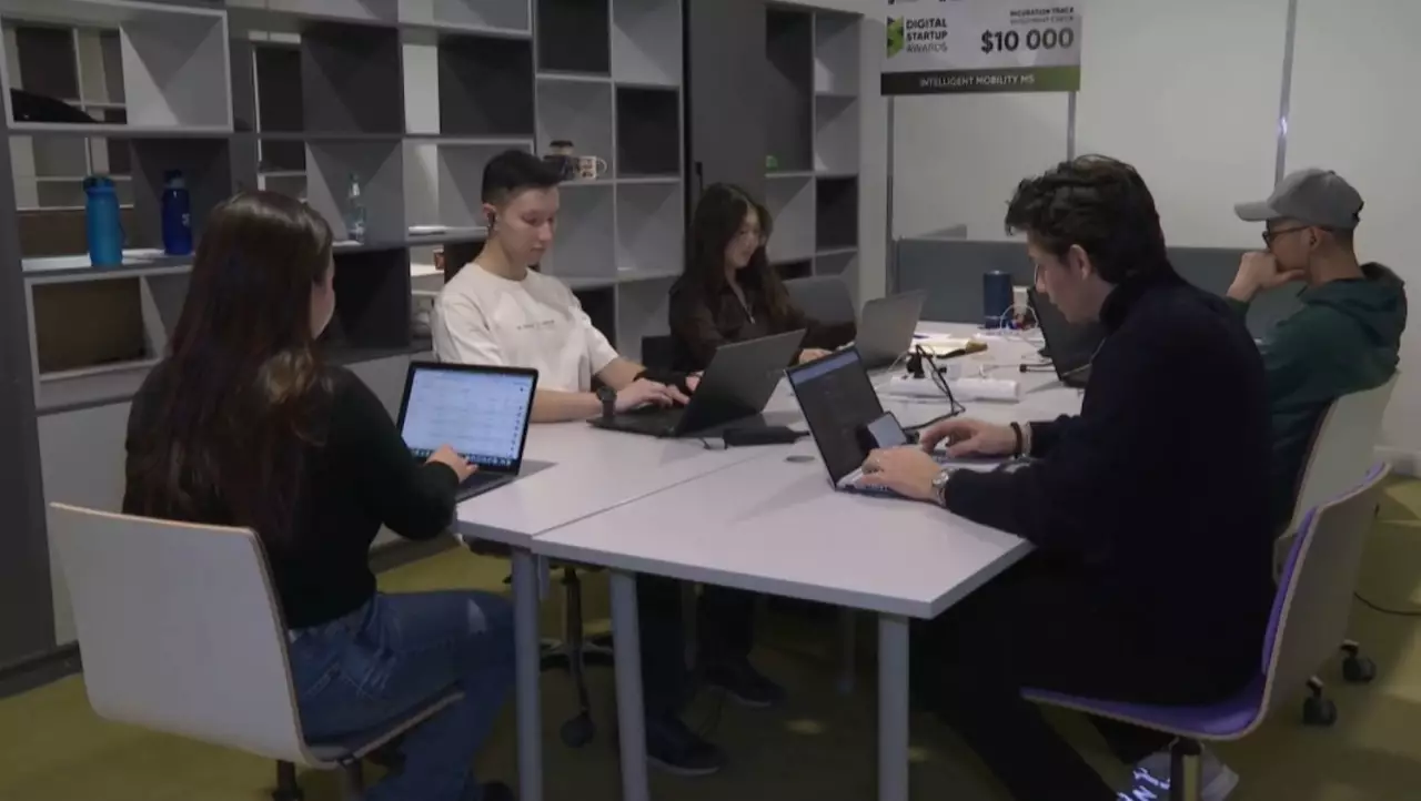 Генеративті ЖИ курстарына сұраныс жоғары болып тұр