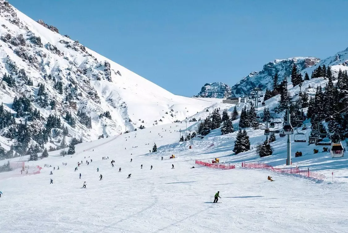 В Минтуризма прокомментировали рост цен на Шымбулаке