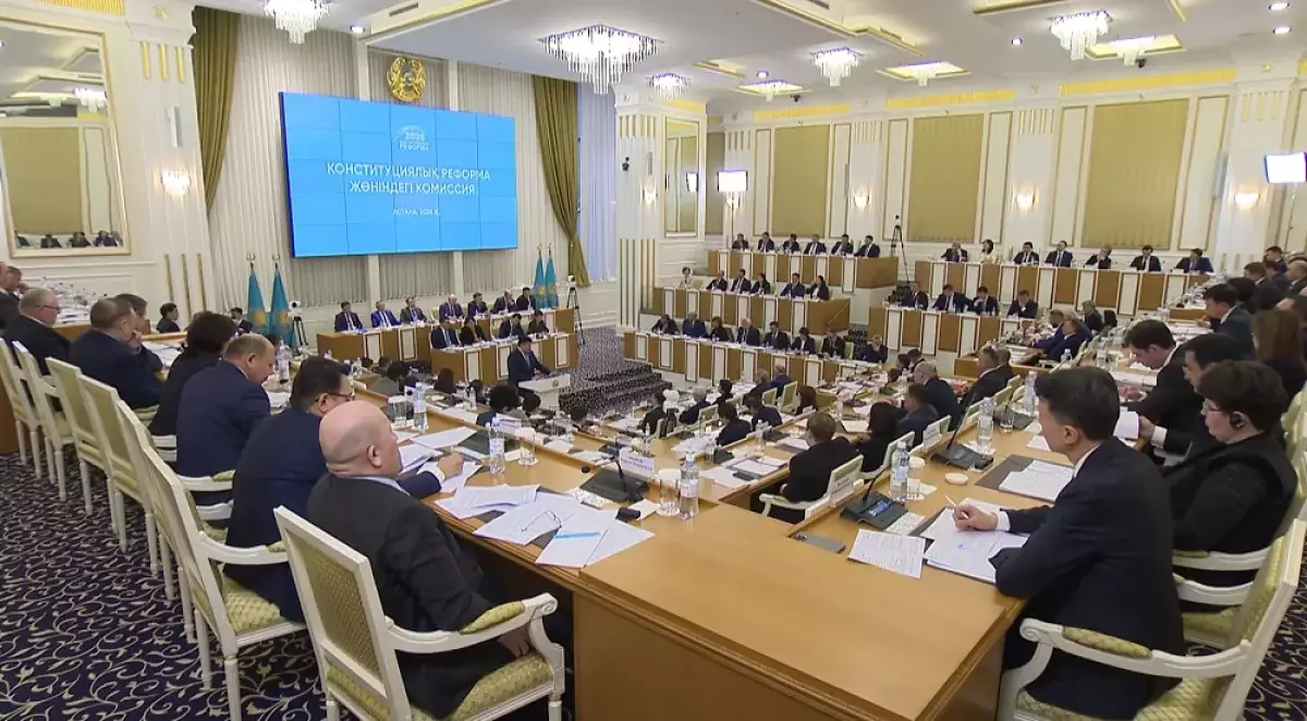 Закрепление нормы о браке в Конституции обеспечит защиту института семьи – Еркин Дуйсенов