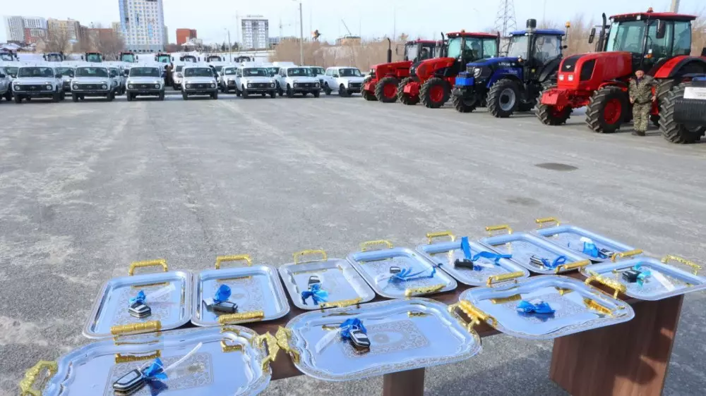 Новую противопожарную технику получили лесные хозяйства Костанайской области